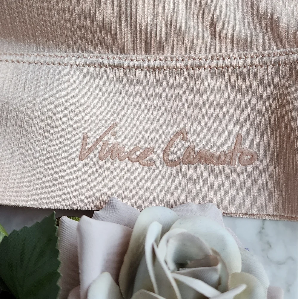 2 Pack Vince Camuto Bras, Sexy Push Up Wireless Free, Size L, NWT